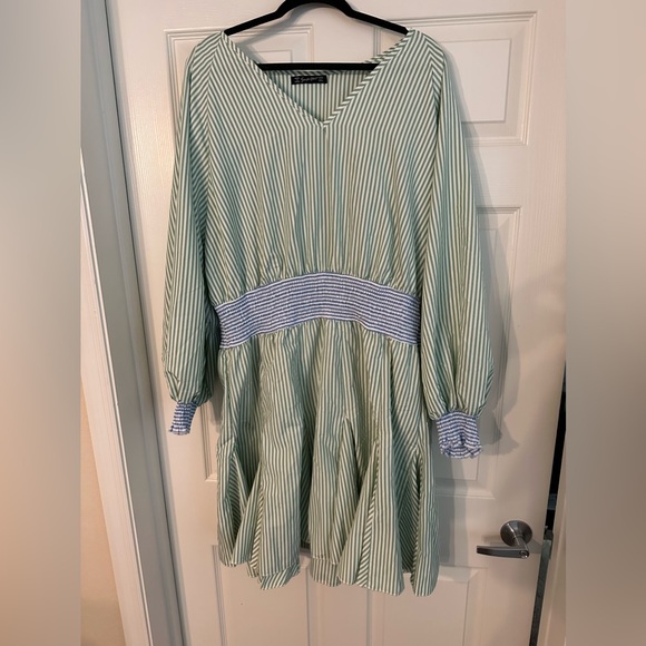 Simplee striped lantern sleeve ruffle dress - Picture 3 of 4